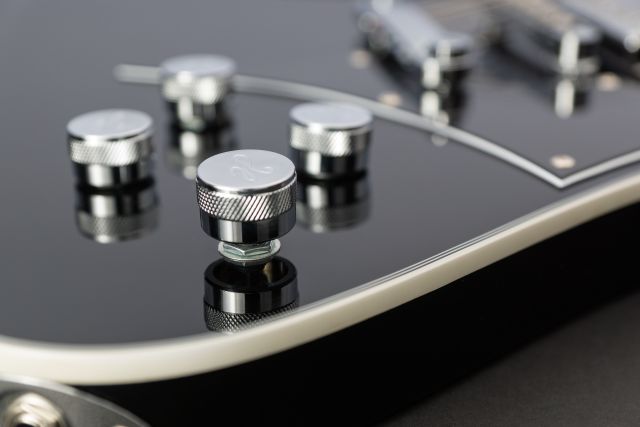 Fantomen Black Gloss E-Gitarre