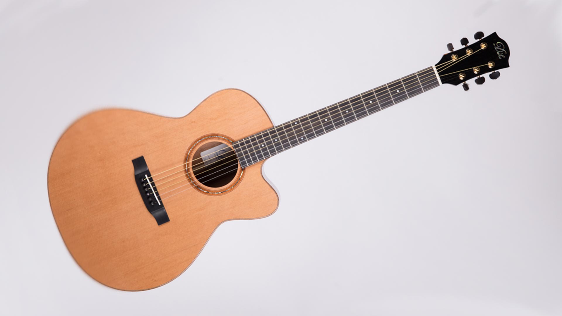 GA-MC-Cut-Solid Grand Auditor.