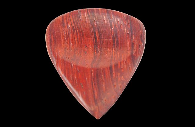 Holz- Plektrum Padouk Standard