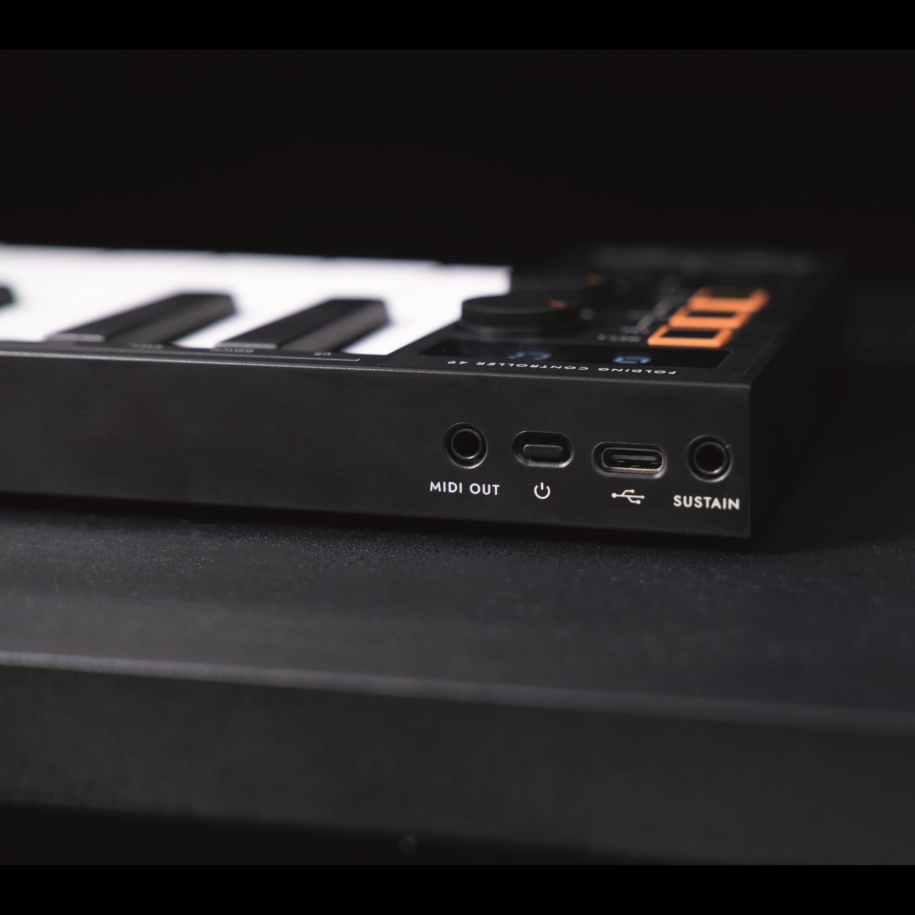 Carry-On FC49 Midi-Controller