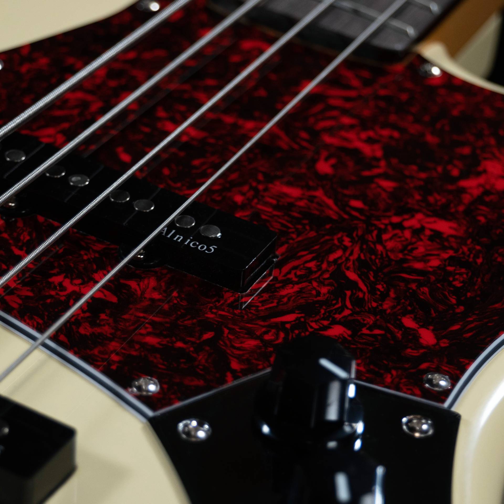 PG-JB80-VW J-Bass Vint. White