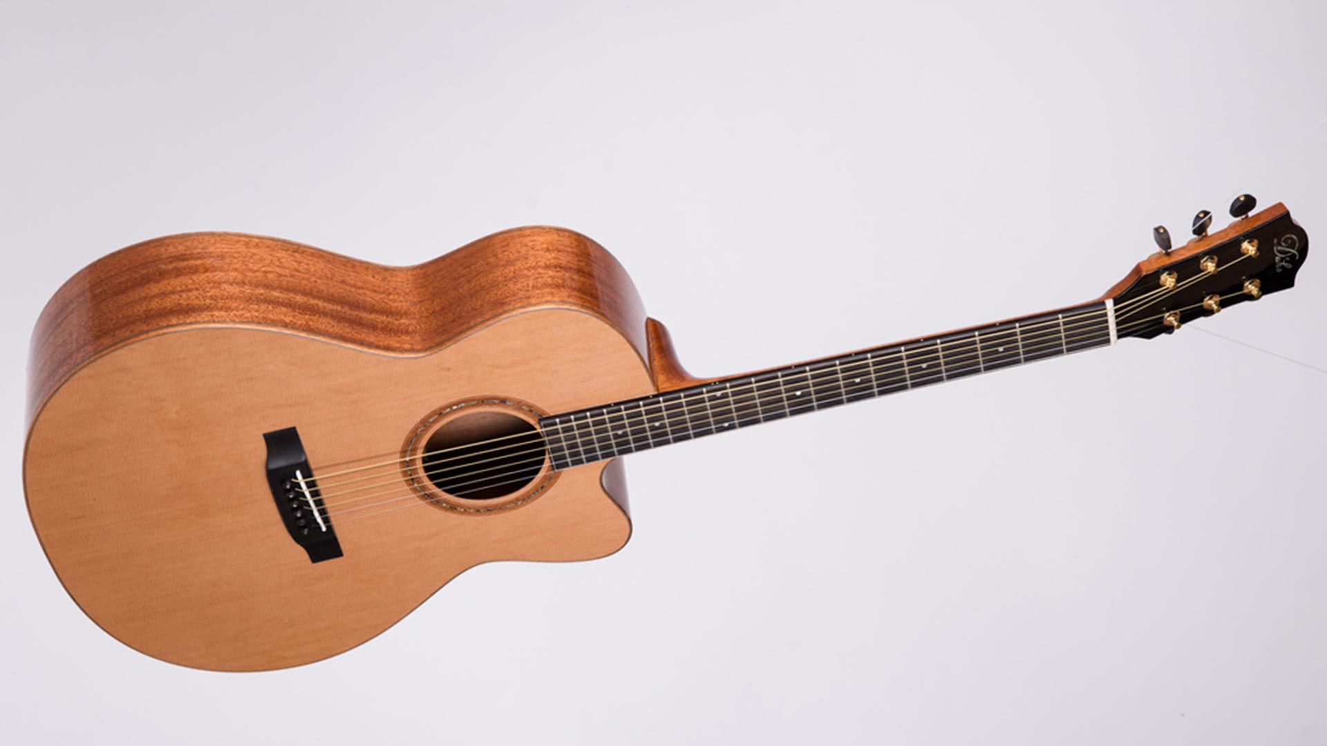 GA-MC-Cut-Solid Grand Auditor.