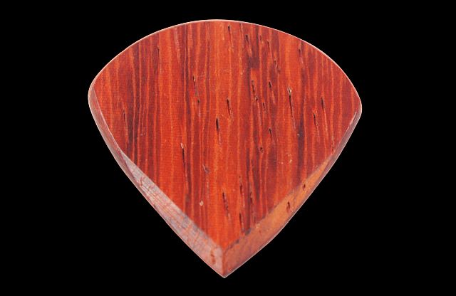 Holz- Plektrum Padouk Jazz