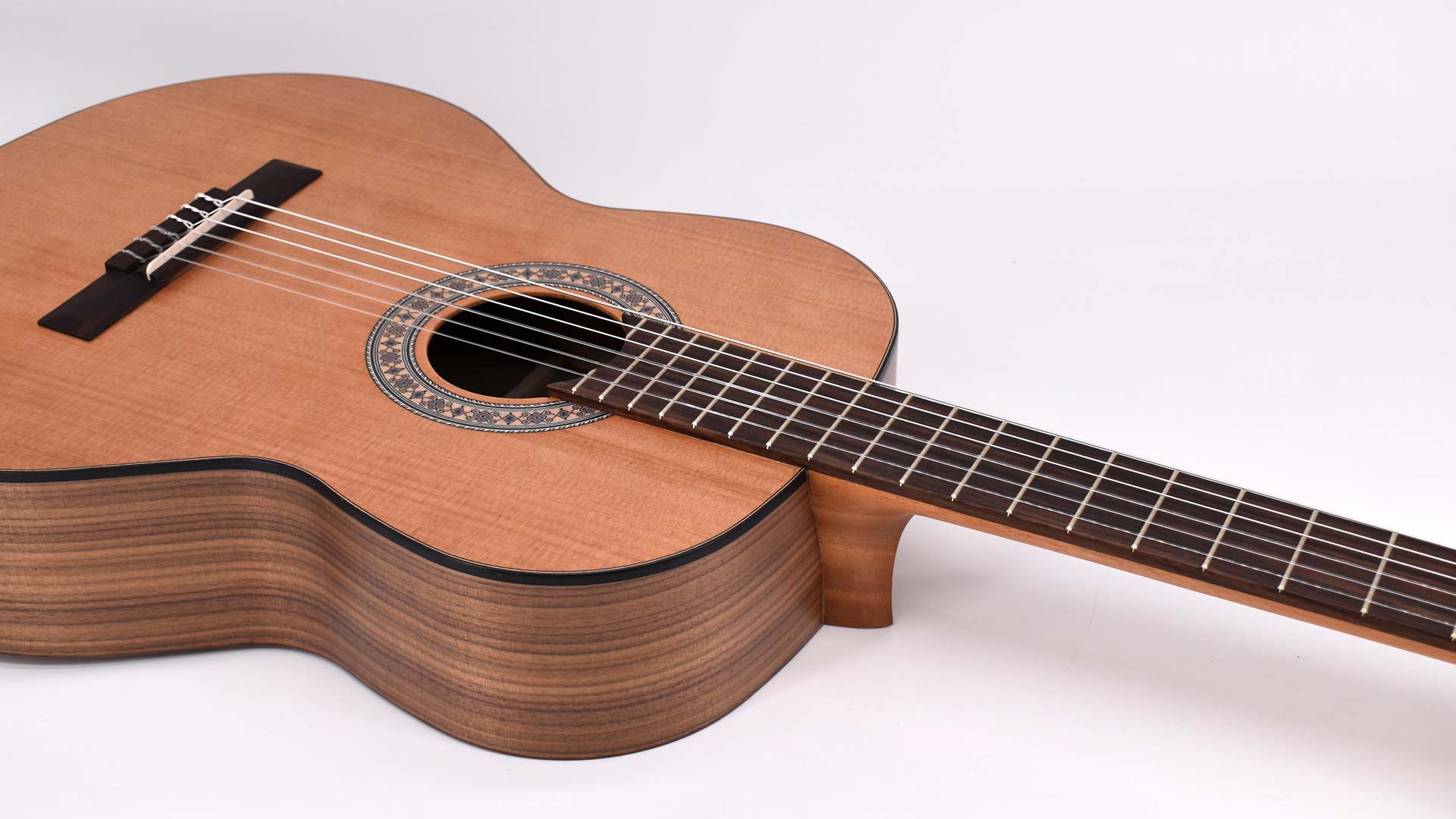 KG-6000M 4/4- Konzertgitarre