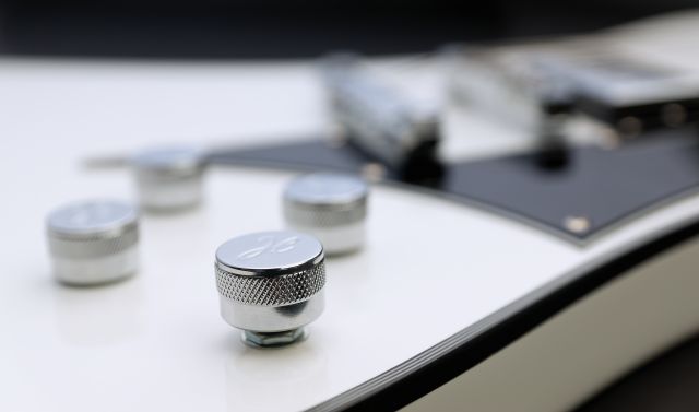 Fantomen White Gloss E-Gitarre